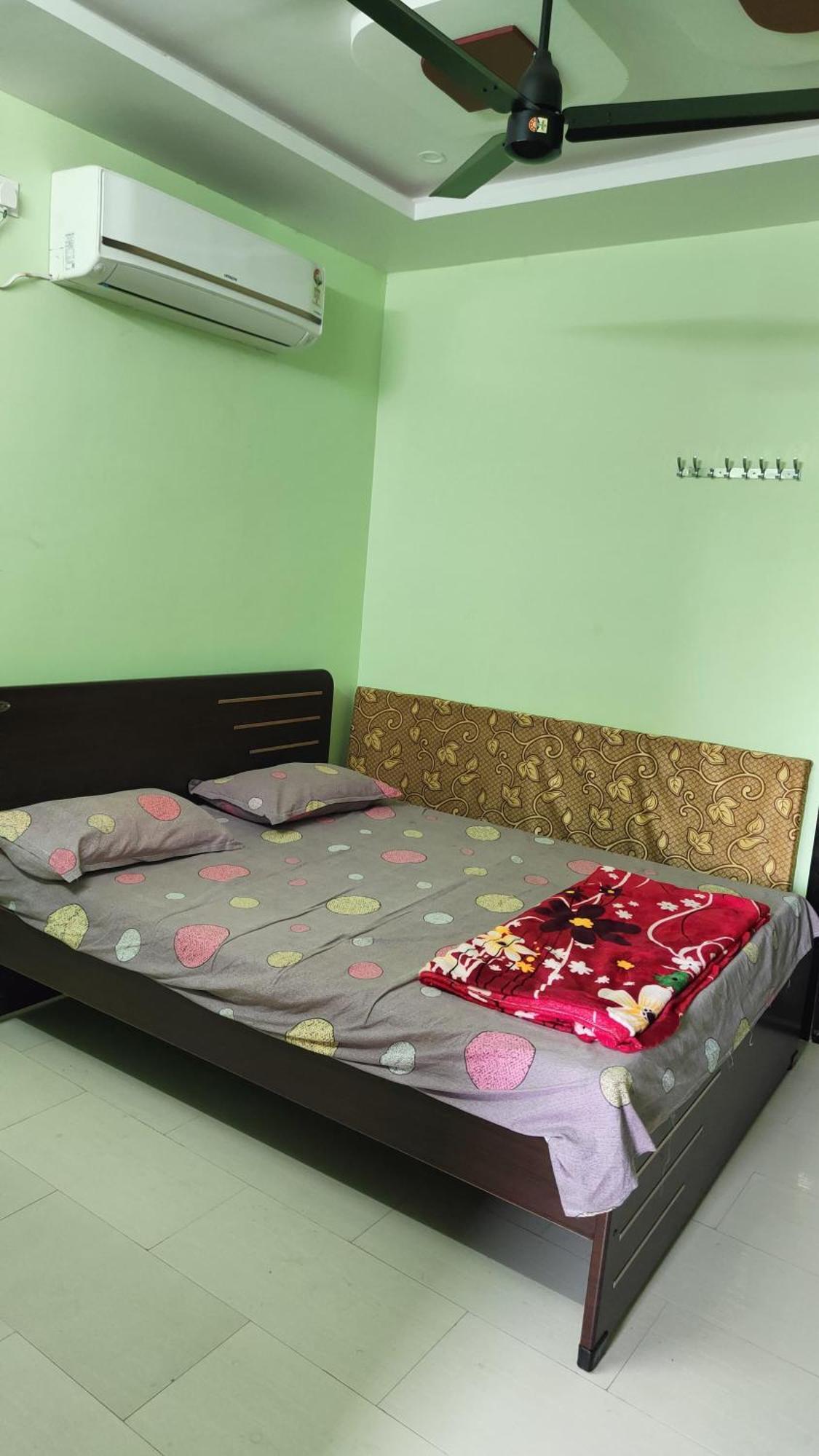 Guru Datta Residency Pithapuram Buitenkant foto