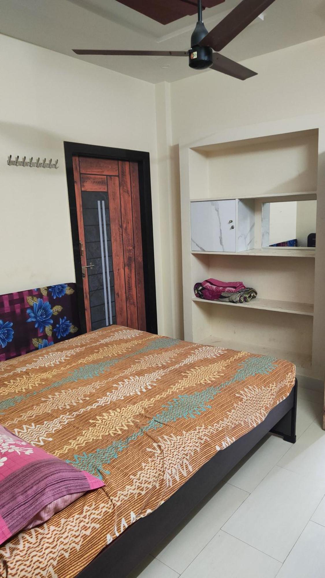 Guru Datta Residency Pithapuram Buitenkant foto